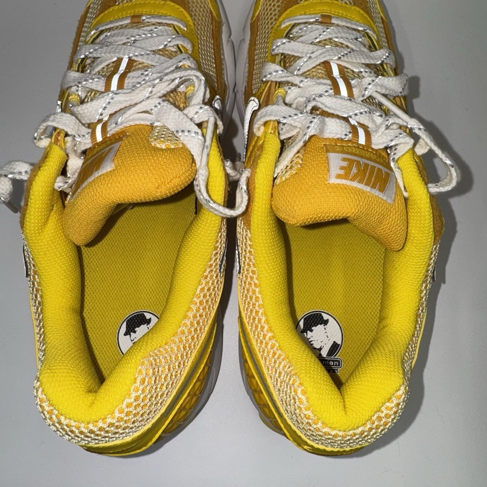 FJ4453-765 Mens Nike ZOOM VOMERO 5 YELLOW OCHRE Shoes Sneakers Size 12.5 US - Picture 5 of 10